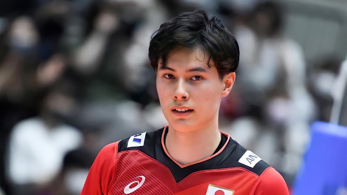 Takahashi волейболист