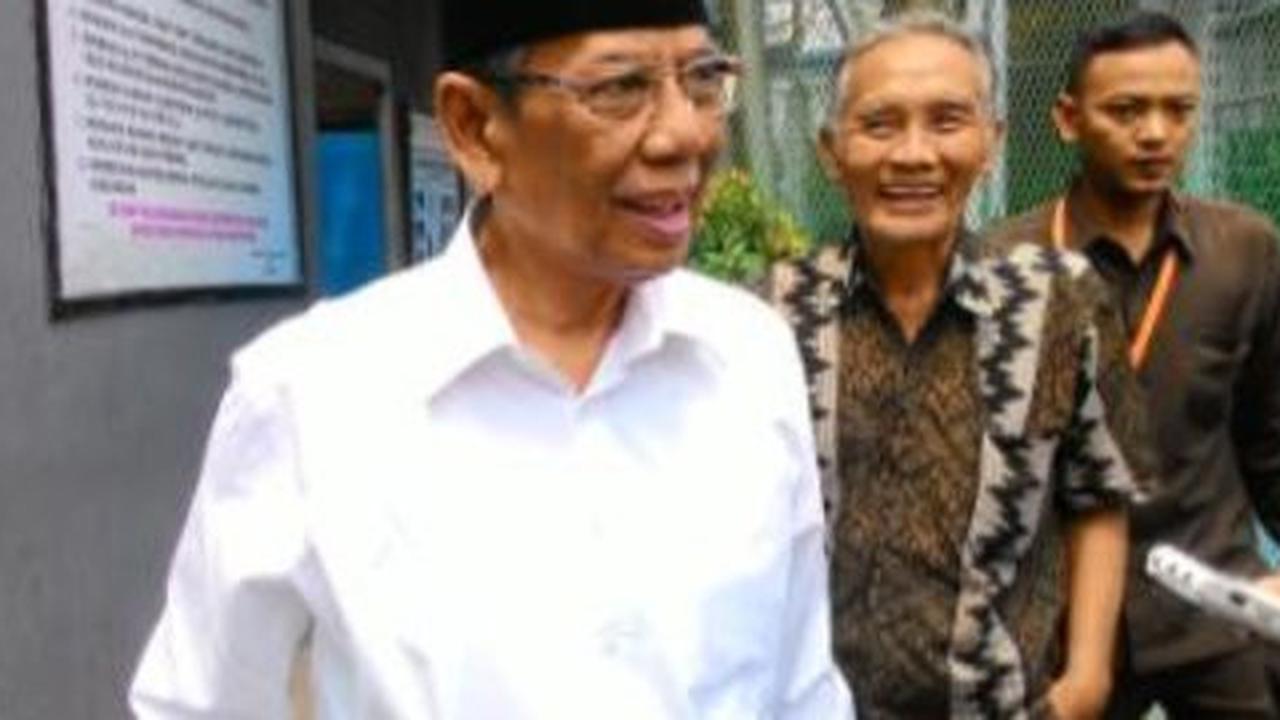 Jenguk Fuad Amin di Rutan Salemba, Hasyim Muzadi sebut hanya empati