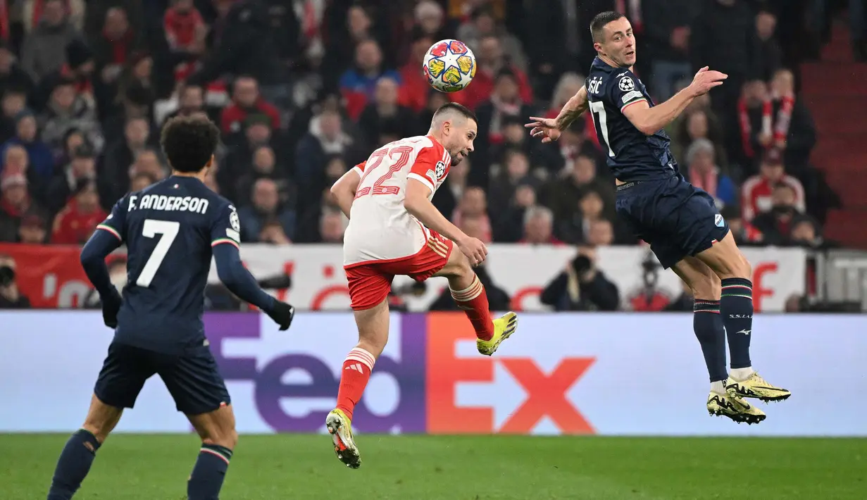 Bermain di kandang sendiri, Bayern Munchen sukses membalikan keadaan. (Kirill KUDRYAVTSEV/AFP)