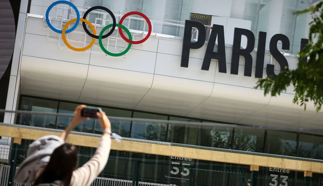 <p>Selama perhelatan Olimpiade 2024, Arena Paris La D&eacute;fense akan disebut sebagai Arena 92. (AP Photo/Thomas Padilla)</p>