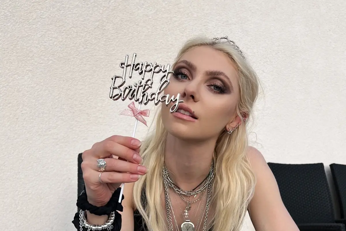 Taylor Momsen Hospitalized After Being Bitten by a Venomous Spider While on AC/DC Tour in Mexico