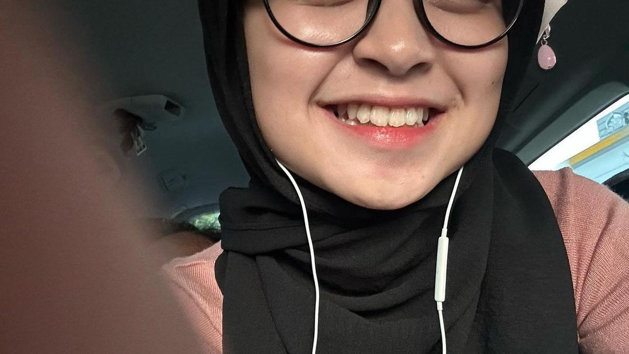 Profil dan Potret Cantik Kesya Tamara Anak Limbad yang Curi Perhatian Nonton Konser JKT48