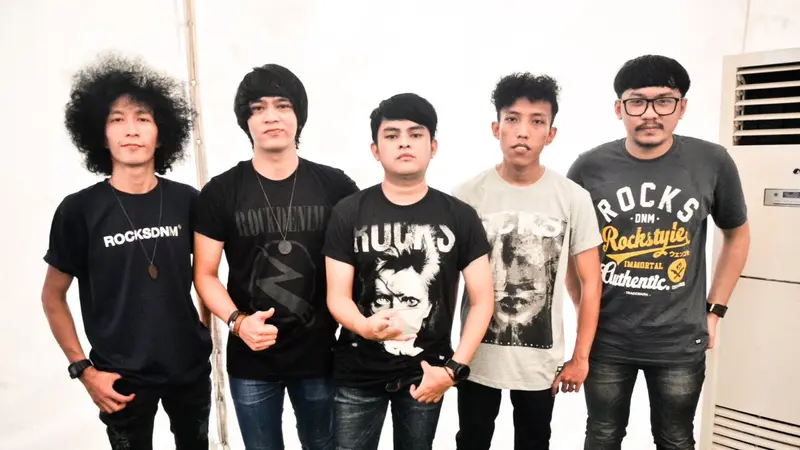 Band Annandra