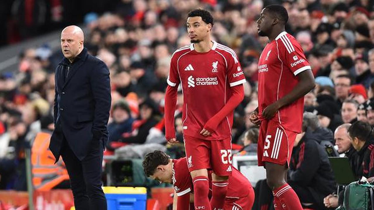 Liverpool Inkonsisten, Arne Slot Dibela Steven Gerrard: Dia Masih Layak Diberi Waktu