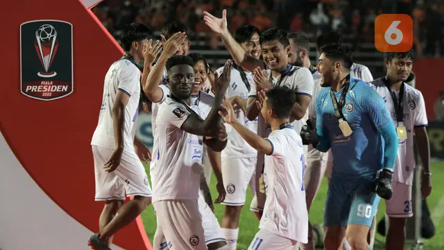 Foto: Luapan Kegembiraan Pemain Arema FC usai Jadi Juara Piala Presiden 2022