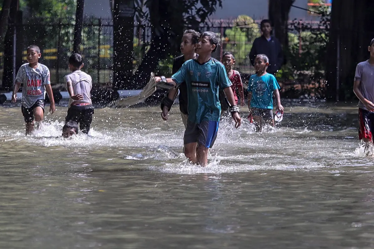 58 Rukun Tetangga di Jakarta Masih Terendam Banjir