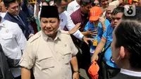 Sebelumnya, Presiden Prabowo Subianto bersama pendiri Microsoft dan filantropis Bill Gates meninjau langsung pelaksanaan Program Makan Bergizi Gratis (MBG) di Sekolah Dasar Negeri (SDN) Jati 03, Jakarta. (Liputan6.com/Herman Zakharia)