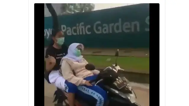 Deretan Tingkah Super Nyeleneh Orang Saat Berkendara, Bikin Tepuk Jidat