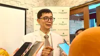 Menurut dokter spesialis kandungan subspesialis fertilitas endokrinologi reproduksi RS Pondok Indah R. Muharam Natadisastra, pubertas dini dapat terjadi akibat beberapa faktor termasuk konsumsi video dewasa. Jakarta (12/6/2023). Foto: Liputan6.com/Ade Nasihudin.