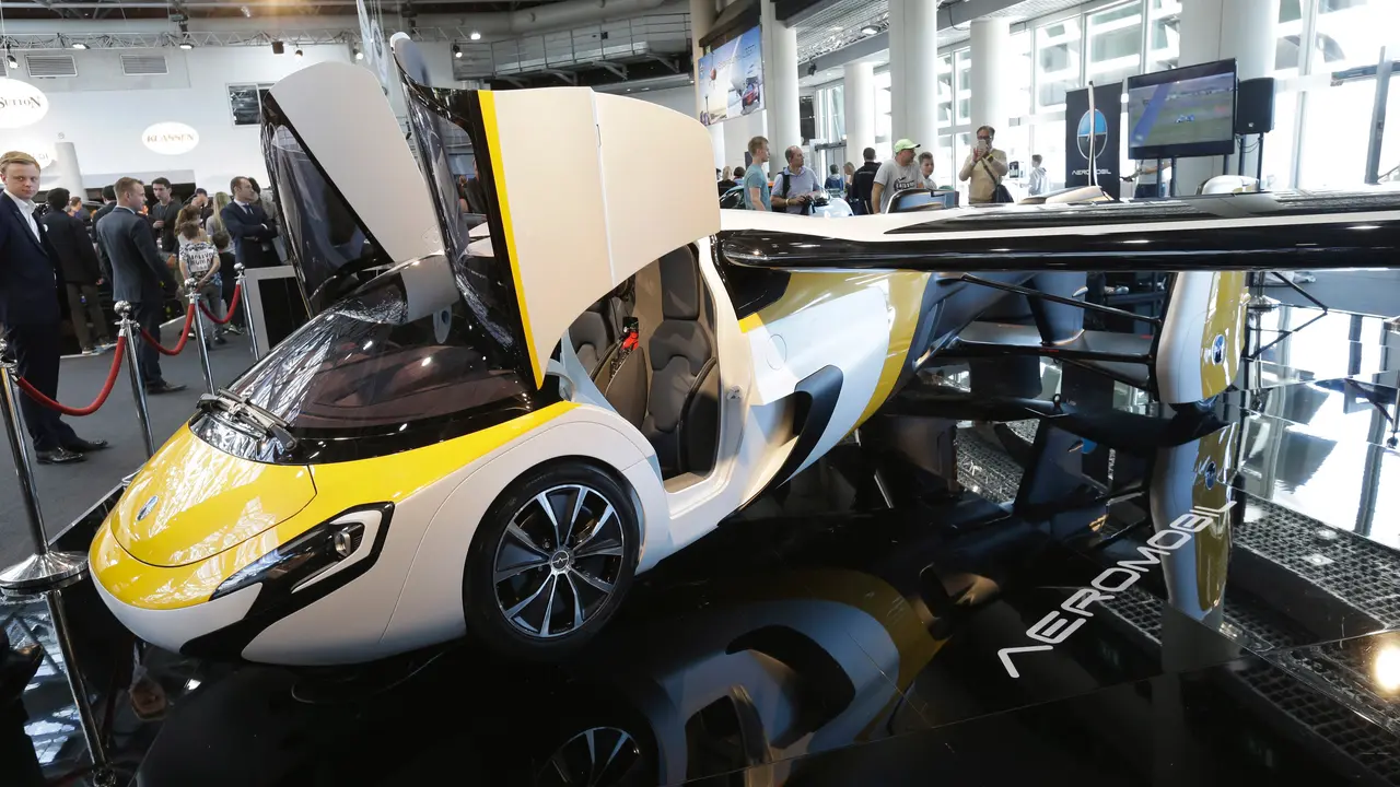 Mobil-Terbang-AeroMobil