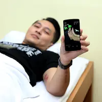 Kondisi Demian Aditya setelah ia melakukan aksi ekstrim bertajuk The Perfect Escape. (Wimbarsana/Bintang.com)