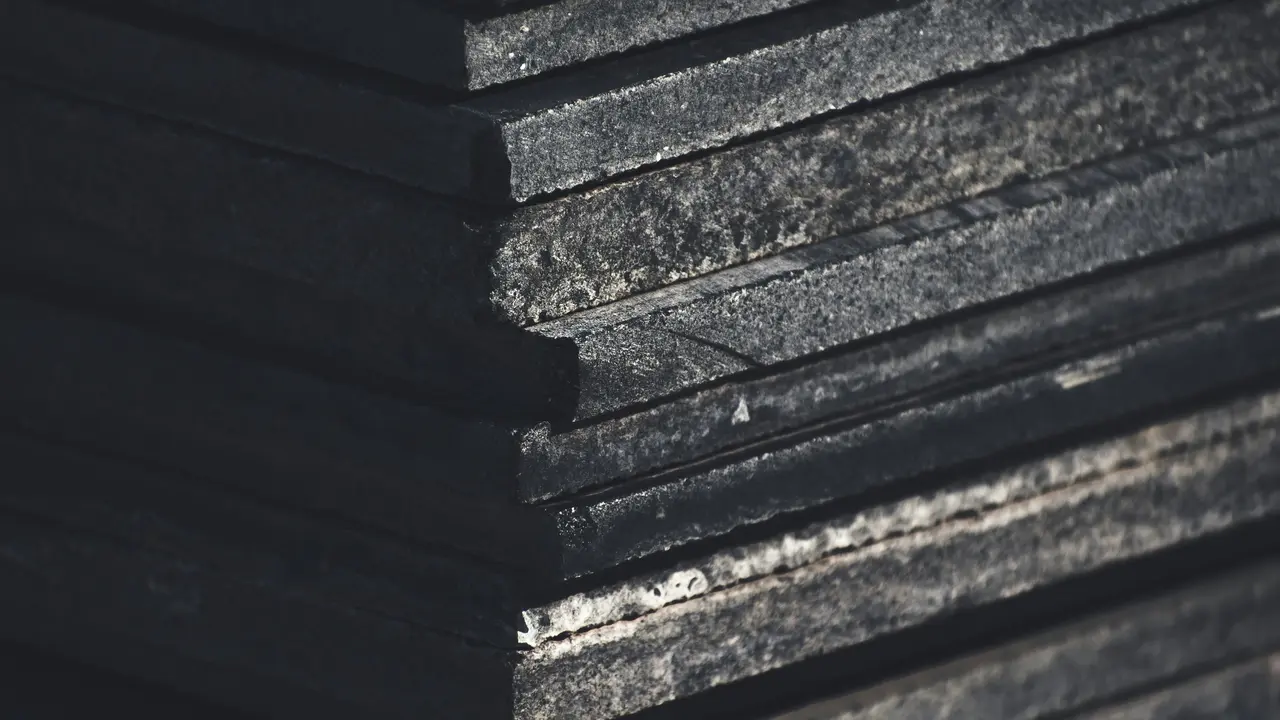 Serba-serbi Lantai Granit, Si Material Lantai dan Dinding Tahan Banting