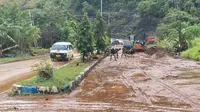 Kementerian PUPR Kerahkan Alat Berat Tangani  Darurat Banjir Jayapura
