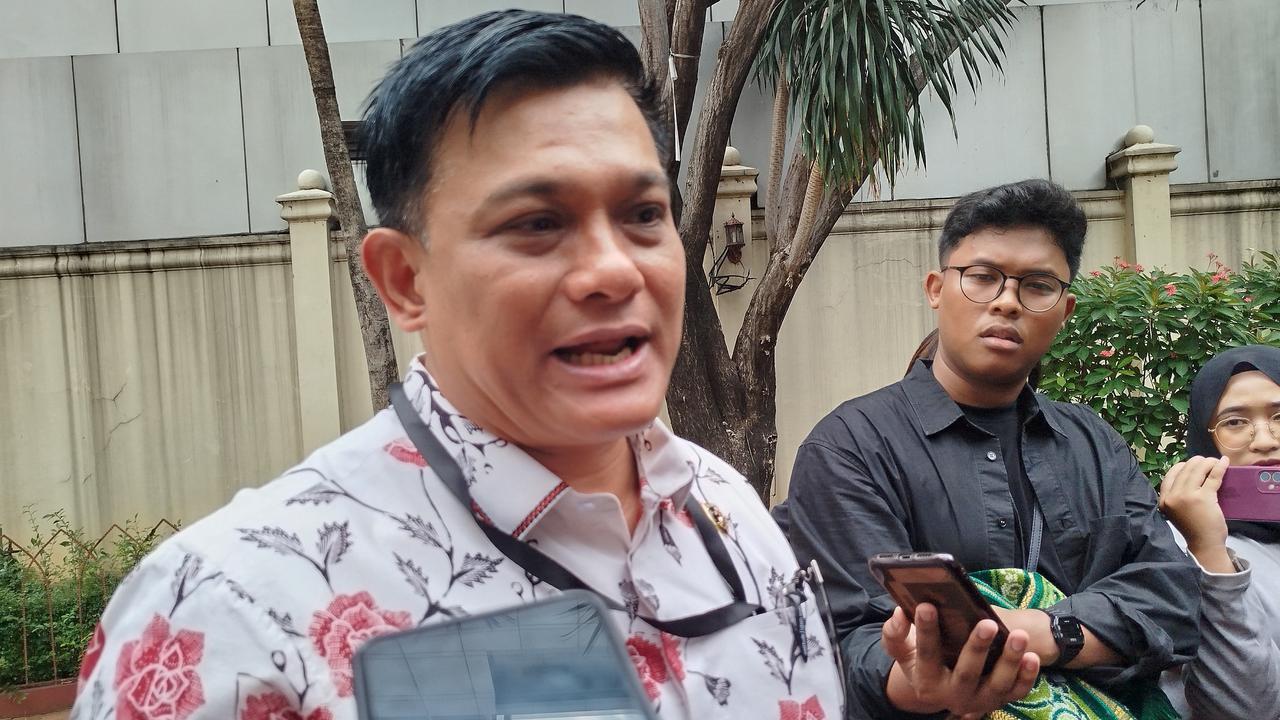 Usai Diperiksa Sebagai Tersangka Kasus Penggelapan, Mantan Kuasa Hukum Anak Bos Prodia Dikenakan Wajib Lapor