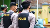 Seratusan lebih pemudik Kebumen diwajibkan menjalani rapid test antigen di Puskesmas sebelum pulang ke rumah. (Foto: Liputan6.com/Polres Kebumen)