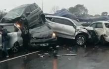 Ini Dugaan Penyebab Kecelakaan Beruntun di Tol Cipularang Versi Polisi