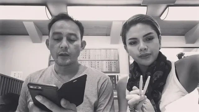 [Bintang] Nikita Mirzani dan Dipo Latief