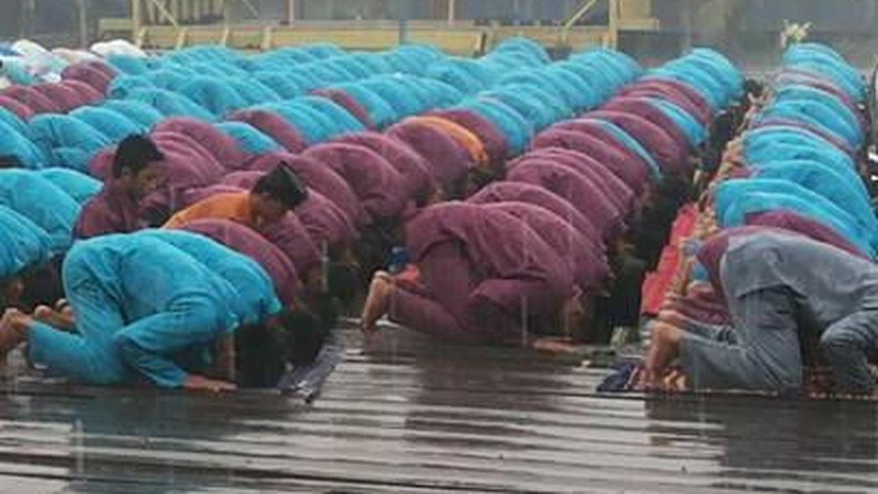 Kemarau Panjang, DMI Imbau Masjid Seluruh Indonesia Gelar Salat Istisqa Minta Turun Hujan