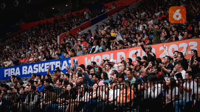 Foto: Indonesia Arena Bergemuruh! Laga Kanada Vs Prancis di Piala Dunia FIBA 2023 Berlangsung Sengit