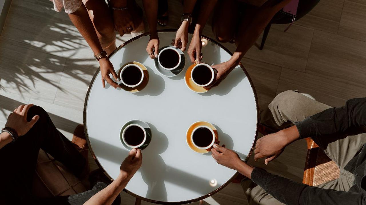 Adakah Perbedaan Kafein Antara Kopi Dingin dan Panas?