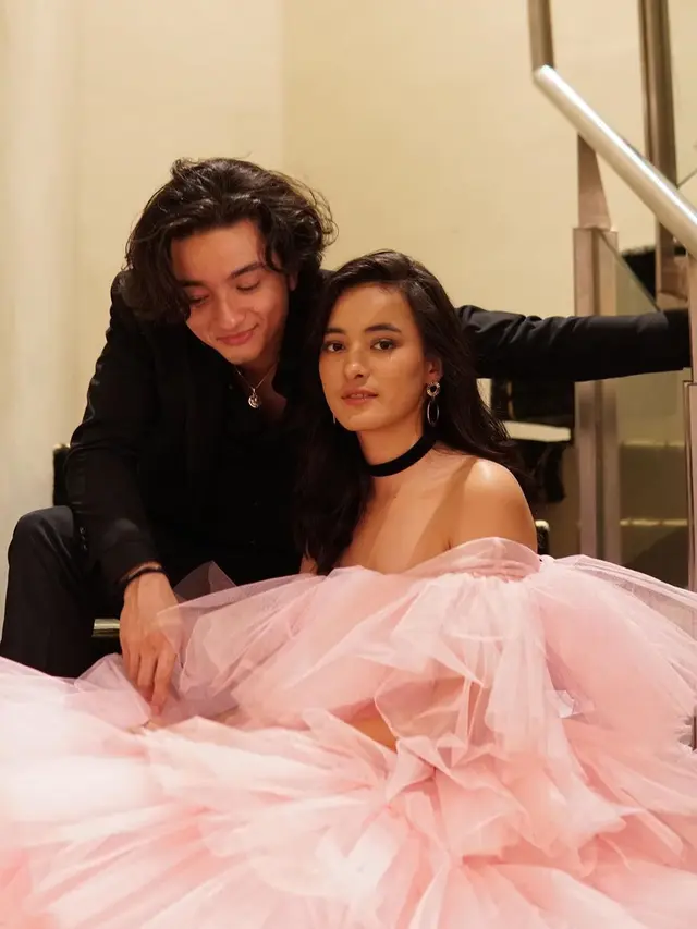 Didoakan Berjodoh, Ini 6 Potret Bryan Domani dan Mawar Eva yang Makin Mesra