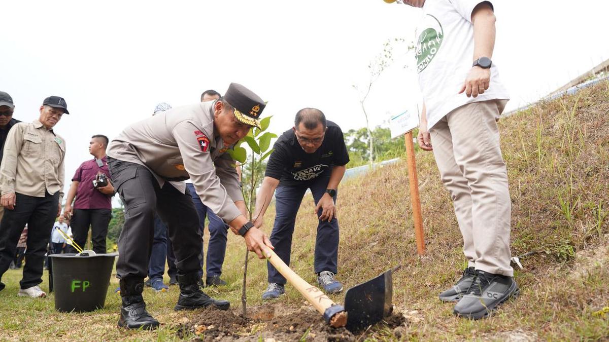 Kapolda Riau Gencarkan Green Policing, Libatkan Pelajar dan Seluruh Polres se-Riau