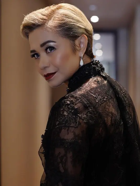 Ruth Sahanaya (Instagram/mamauthe)