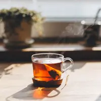 Ikustrasi teh hitam untuk membuat kulit tanning. (Pexels.com)