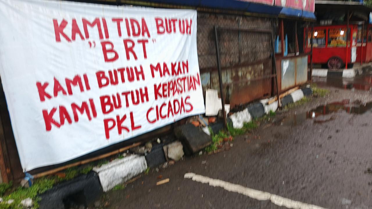 Terancam Tergusur, PKL Cicadas–Kosambi Protes Rencana Pembangunan Jalur BRT