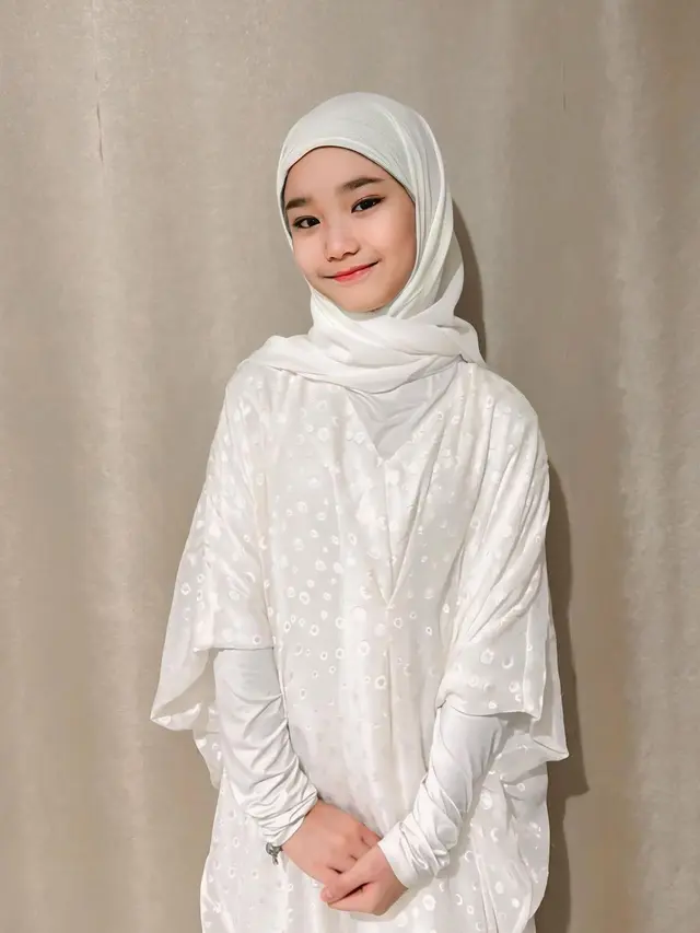 Warisi Kecantikan Sang Ibu, 6 Gaya Bilqis Anak Ayu Ting Ting yang Memasuki Usia Pra Remaja Dibalut Kebaya hingga Dress