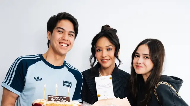 Gaya Maia Estianty di Momen Kejutan Ultah