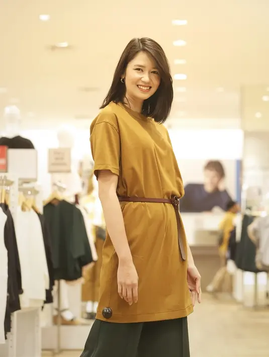 Laura Basuki (Bambang E Ros/Fimela.com)