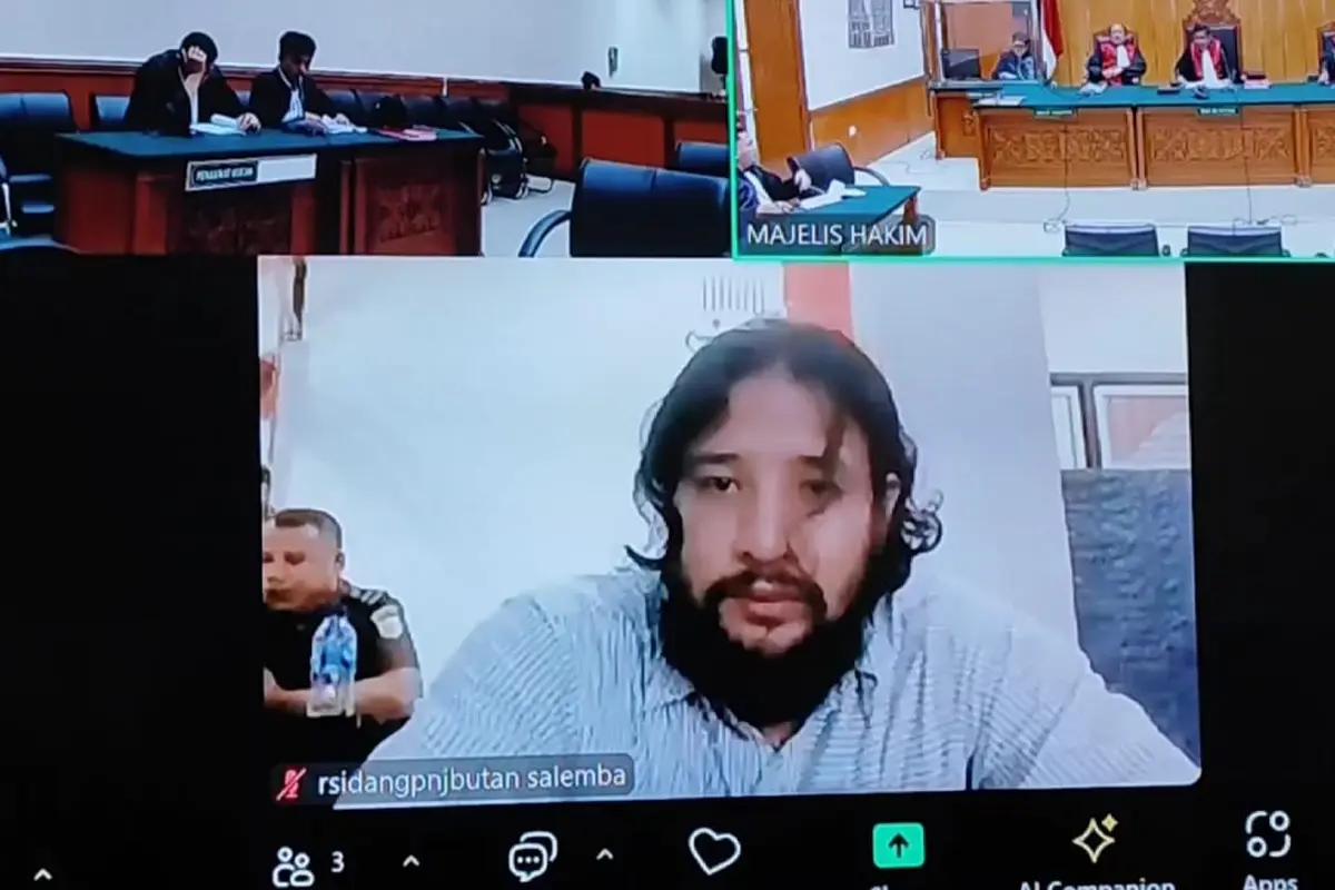 Ammar Zoni dalam sidang kasus narkoba untuk kali ketiga