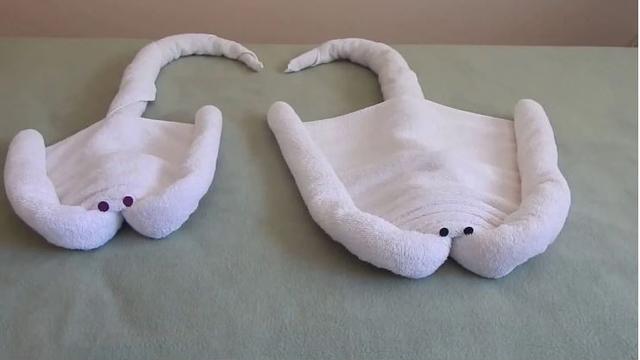 6 Potret Kreasi Handuk di Hotel Ini Unik Banget, Bentuknya Menggemaskan