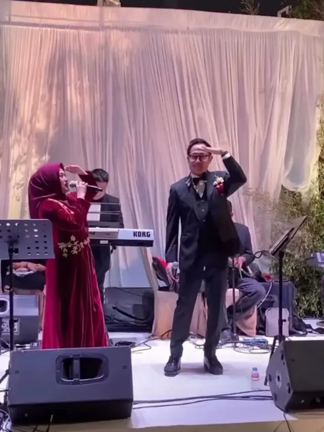 Aldi Bragi Duet dengan Ikke Nurjanah (Instagram @ikkenurjanah0518)
