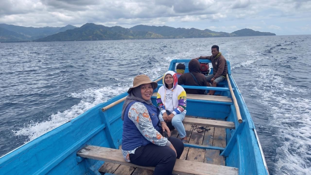 Dedikasi Mantri BRI Buka Akses Keuangan di Pulau Seram