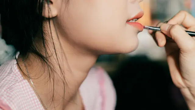 Tips Hasil Makeup Soft Pink Beige untuk Tampilan Natural yang Segar Sehari-hari