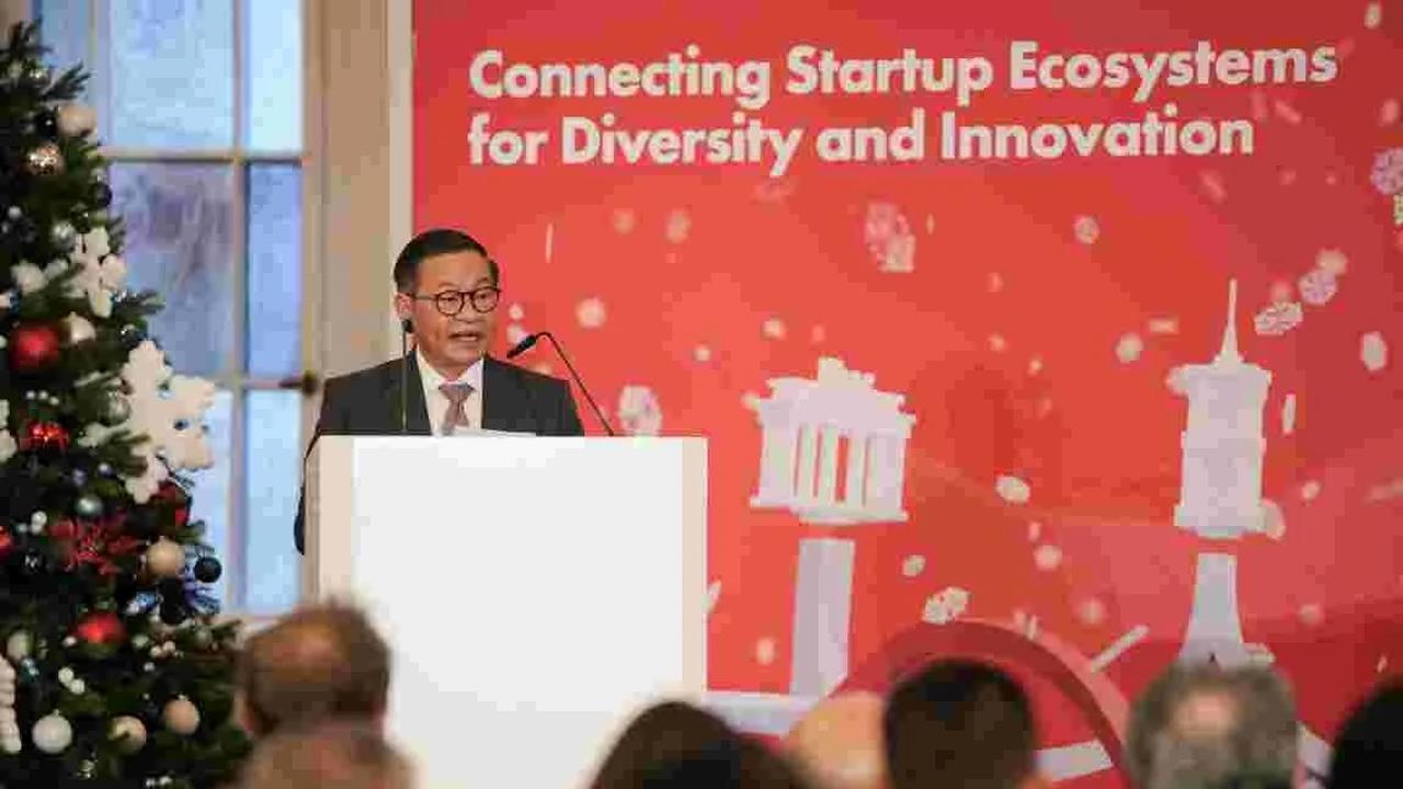 Gubernur DKI Jakarta, Pramono Anung, hadir sebagai pembicara utama pada pembukaan AsiaBerlin Summit 2025 di Rotes Rathaus, Berlin