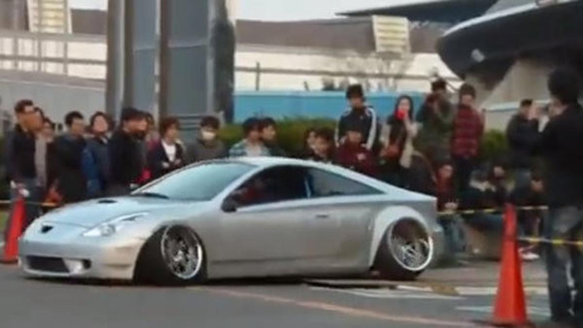 [VIDEO] Toyota Celica dengan Cember Super Extreme - Berita Otosia.com