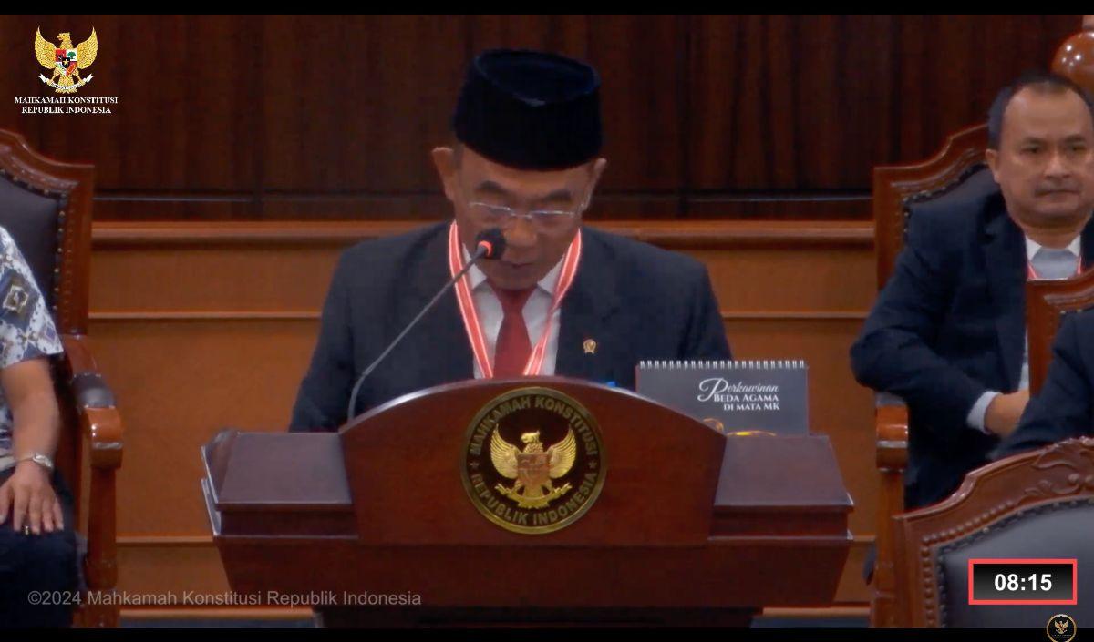 “Terkait bantuan program CBP,  yang diberikan kepada masyarakat Januari-Juni 2024, adalah merupakan program perpanjangan dari 2023,” kata Muhadjir.<br>