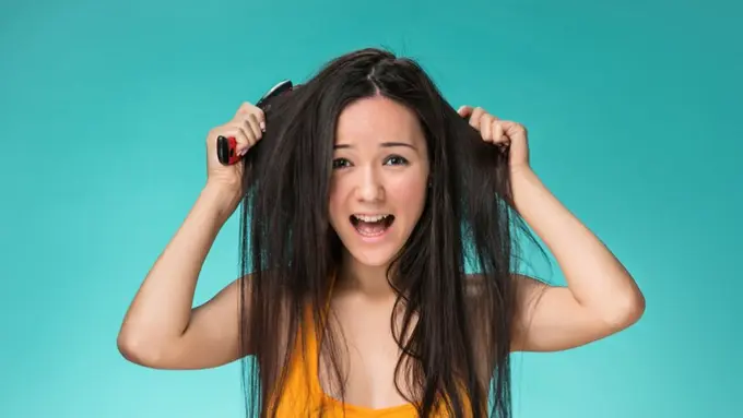Cara Mengatasi Rambut Rontok