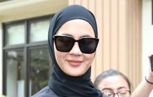 Senyum Paula Verhoeven saat Tiba di Pengadilan Agama, Cuma Bilang 'Aduh' saat Disinggung Isu Perselingkuhan