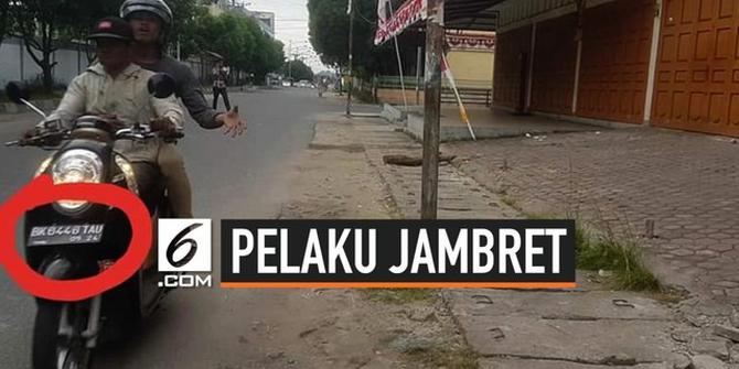 VIDEO: Pelaku Jambret Terekam Kamera Ponsel Milik Korban