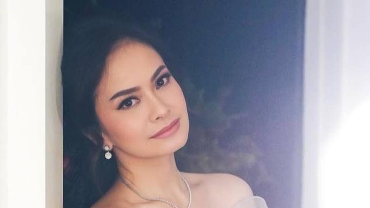 Potret Terbaru Ersa Mayori yang Makin Cantik dan Bersinar di Usia 44 Tahun, Disebut Tak Pernah Menua dan Selalu Awet Muda