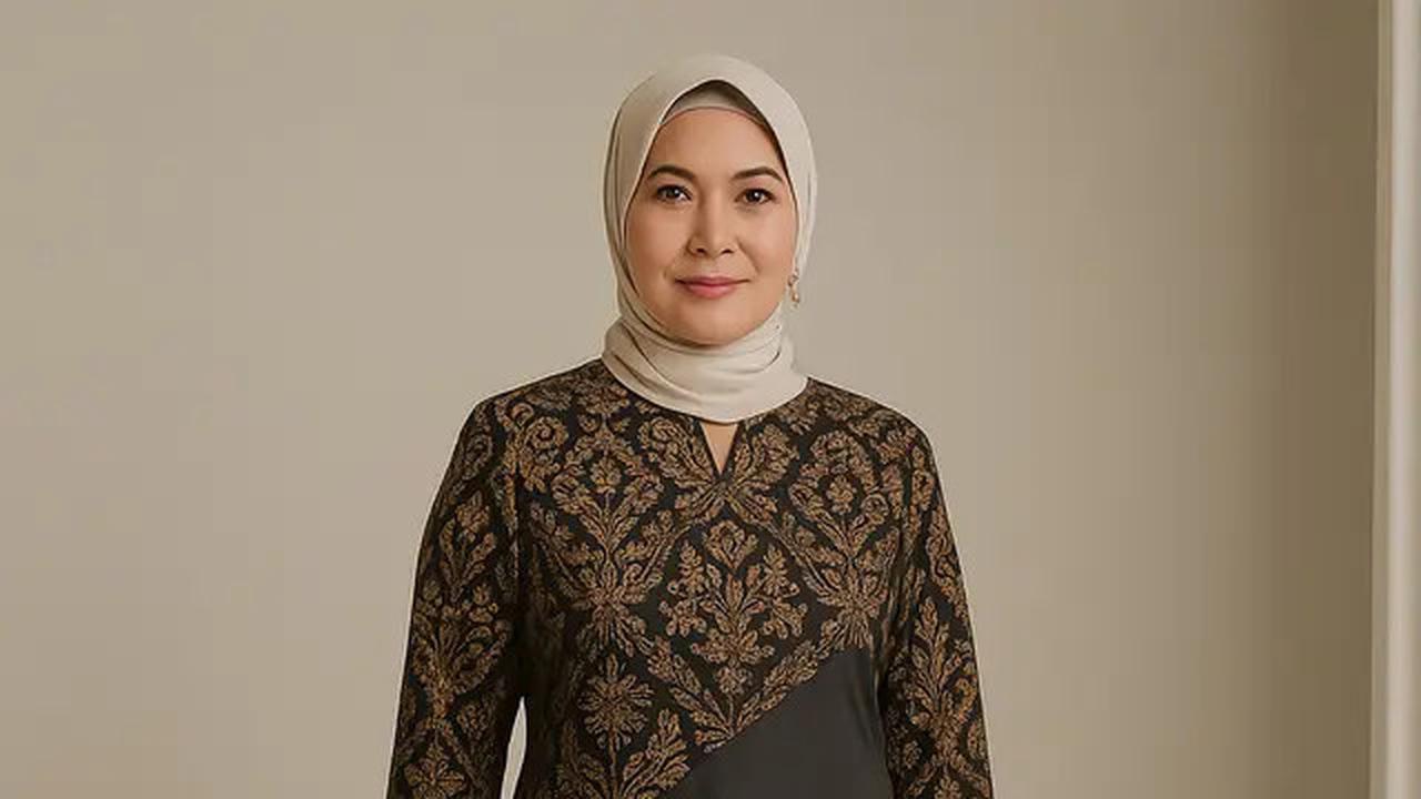 7 Model Gamis Batik Kombinasi untuk Wanita Usia 40-an,Tampil Elegan dan Kekinian