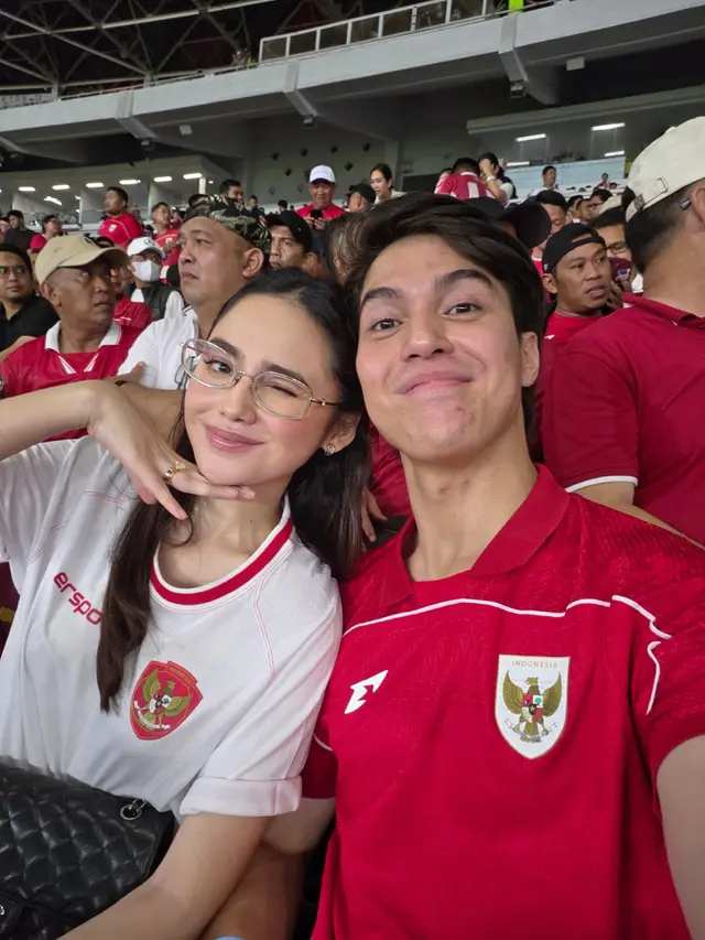 El Rumi dan Syifa Hadju