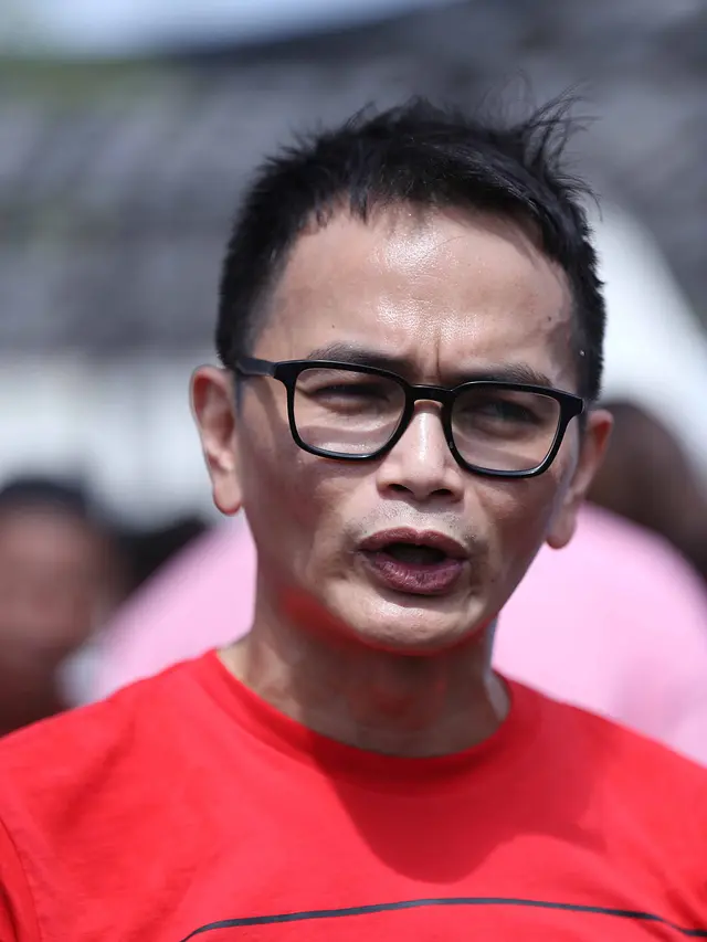 [Bintang] Yosie Project Pop