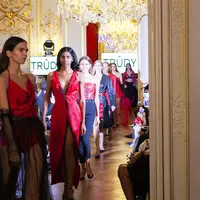 Fashion Division mencari talenta muda untuk diorbitkaan pada Paris Fashion Show 2020.