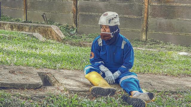 Kisah Perempuan Petugas Evakuasi Pasien Covid 19 Soal Hidup Dan Mati Urusan Tuhan Regional Liputan6 Com