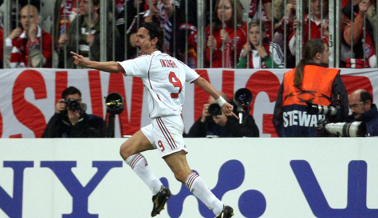 Selebrasi striker AC Milan, Filippo Inzaghi setelah mencetak gol ke gawang Bayern Munchen pada laga leg kedua babak perempatfinal Liga Champions 2006/2007 di Allianz Arena, Valencia (11/4/2007). Filippo Inzaghi yang pensiun pada Juli 2012 bersama AC Milan ini total mencetak 9 gol di babak perempatfinal Liga Champions dari 12 laga. Gol-gol tersebut dicetaknya bersama Juventus dan AC Milan. (AFP/John MacDougall)